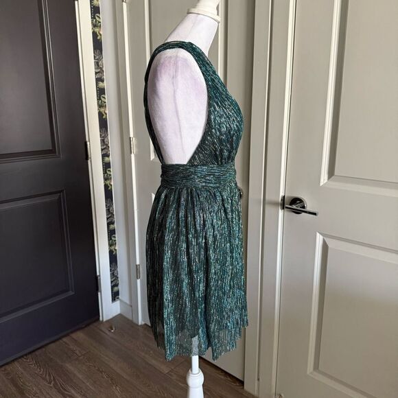 Lulus Ailey Metallic Stripe Twist Back Cocktail Dress in Gold and Teal Size S - Picture 7 of 9